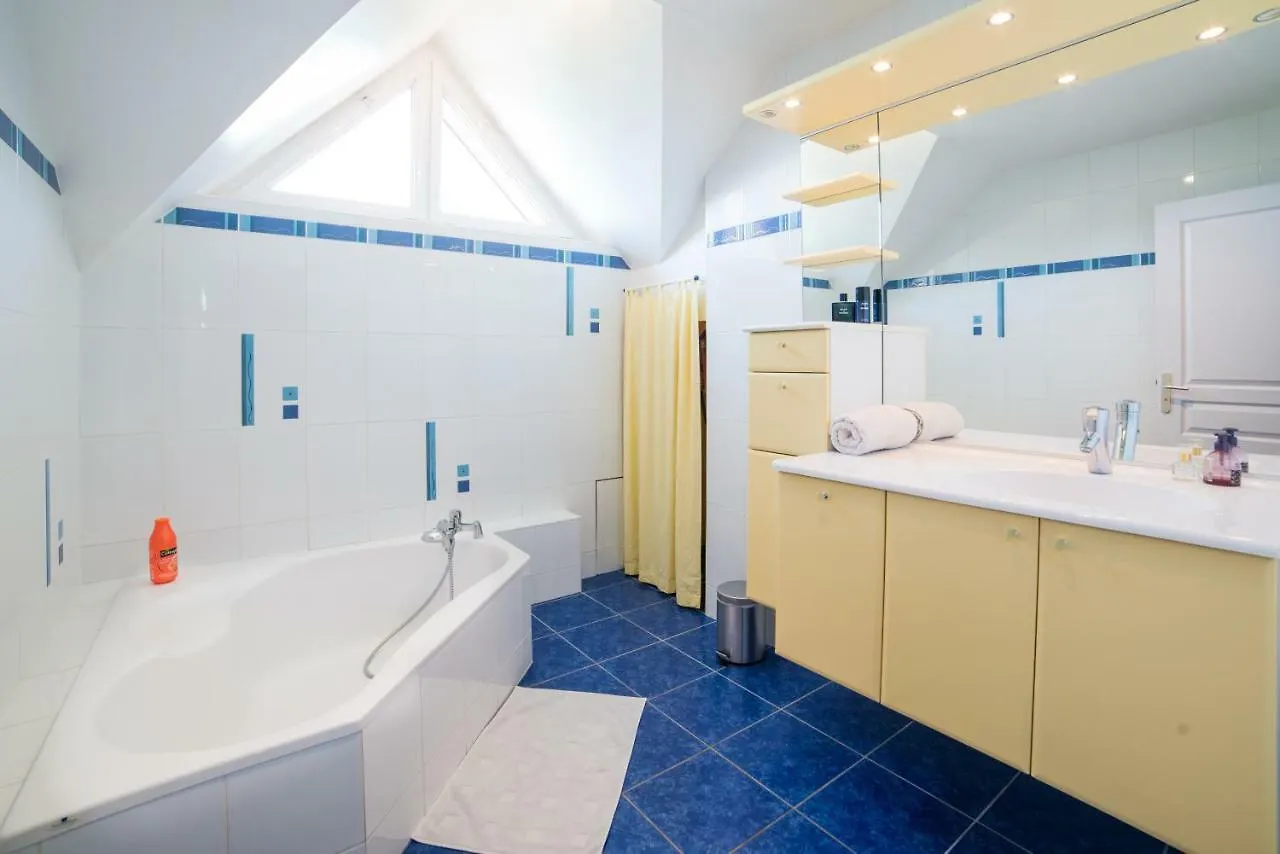 Holiday home Gite Laurieraphael Pugny-Chatenod